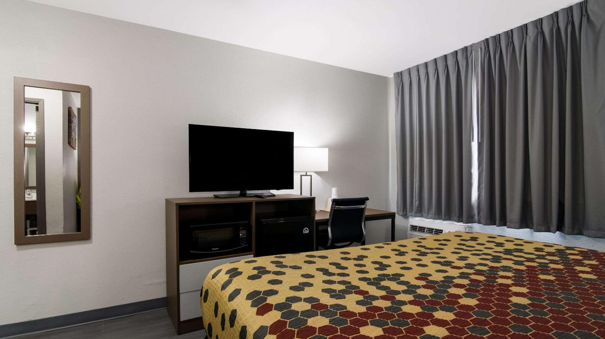 Econo Lodge 포티지 외부 사진