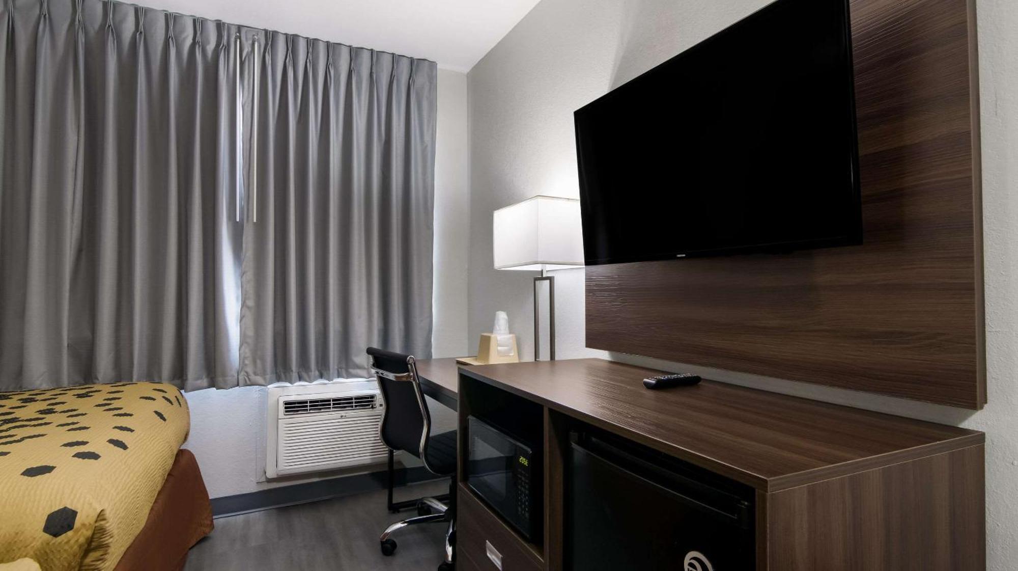 Econo Lodge 포티지 외부 사진