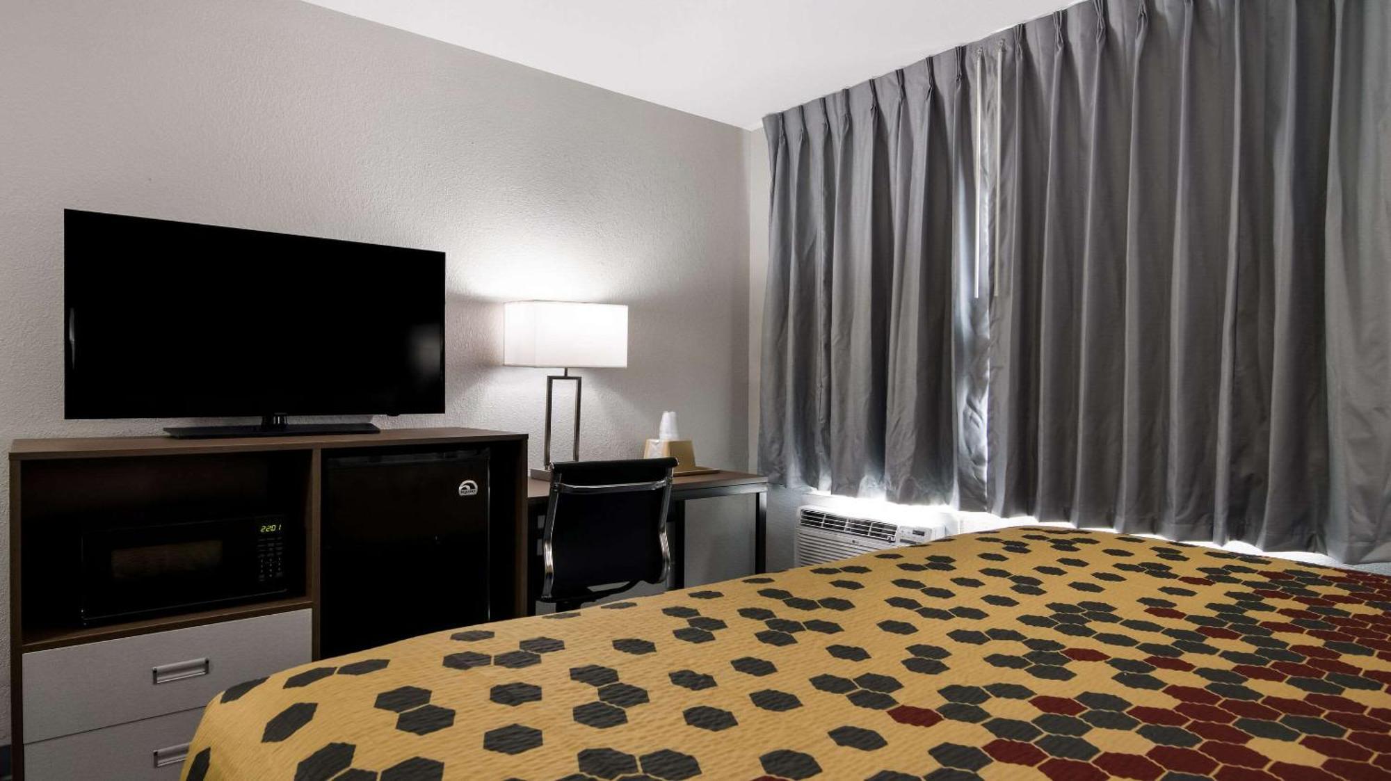 Econo Lodge 포티지 외부 사진
